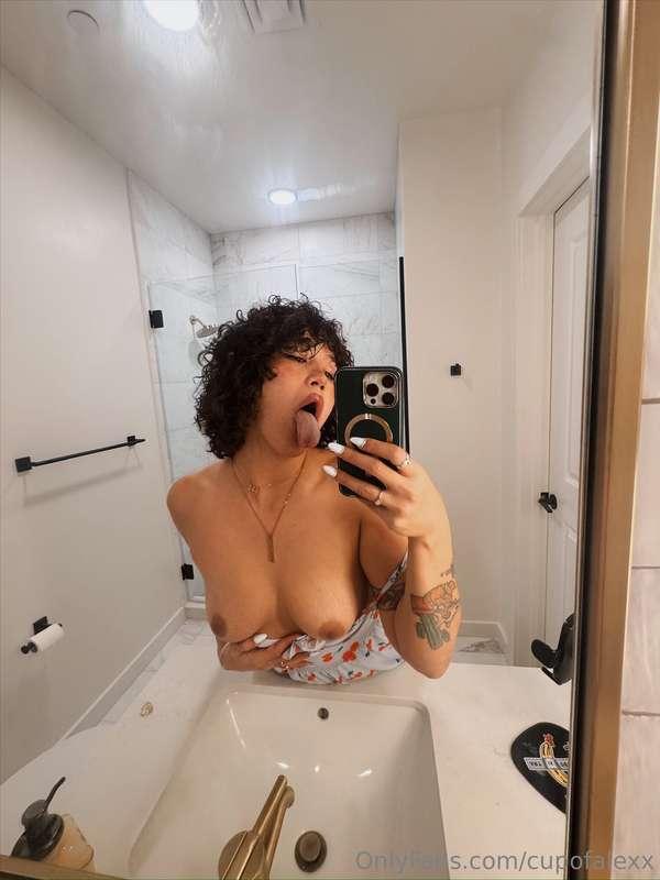 so how does one feel about sloppy head? 😇 