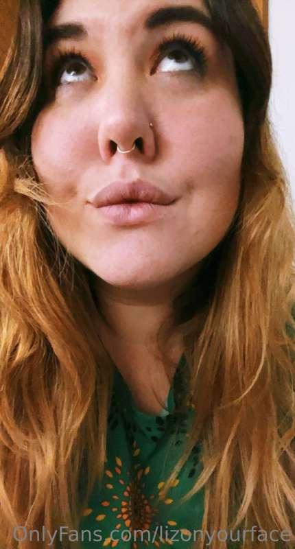 Wishing I was looking up at you right now 🤤 How fast would y..