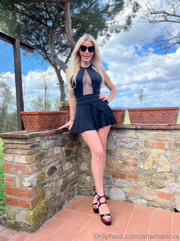 Come play with me ❤️ Do you like my shoes or they are very s..