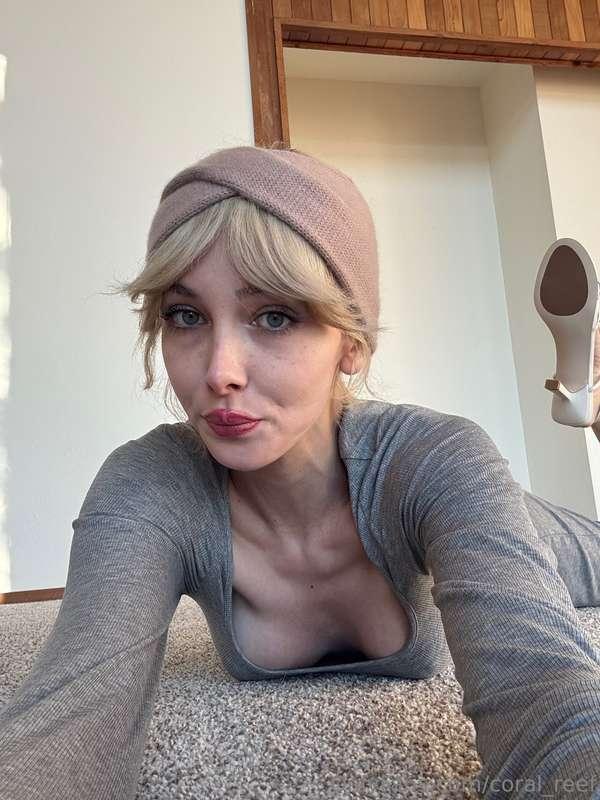 I was trying to be a strong girl today but I got distracted ..