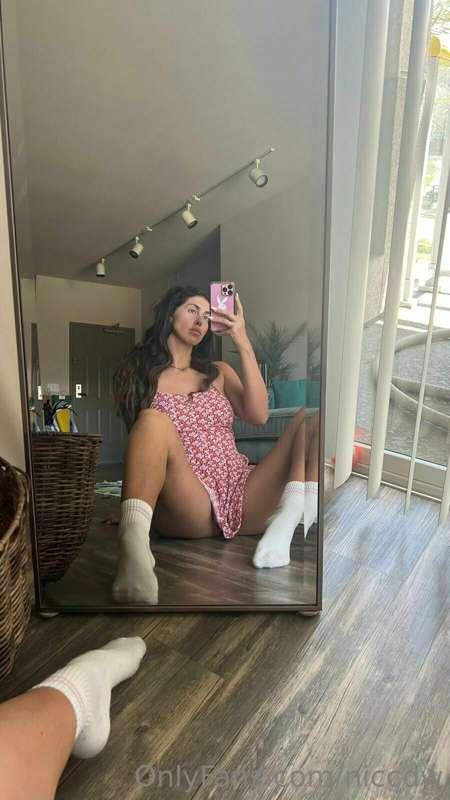 It's summer dresses weather 🌞👗