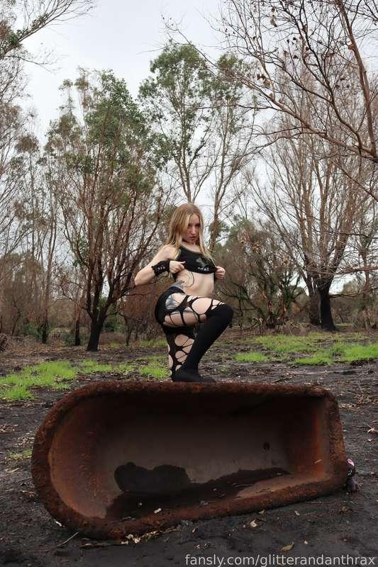 glitterandanthrax image #10