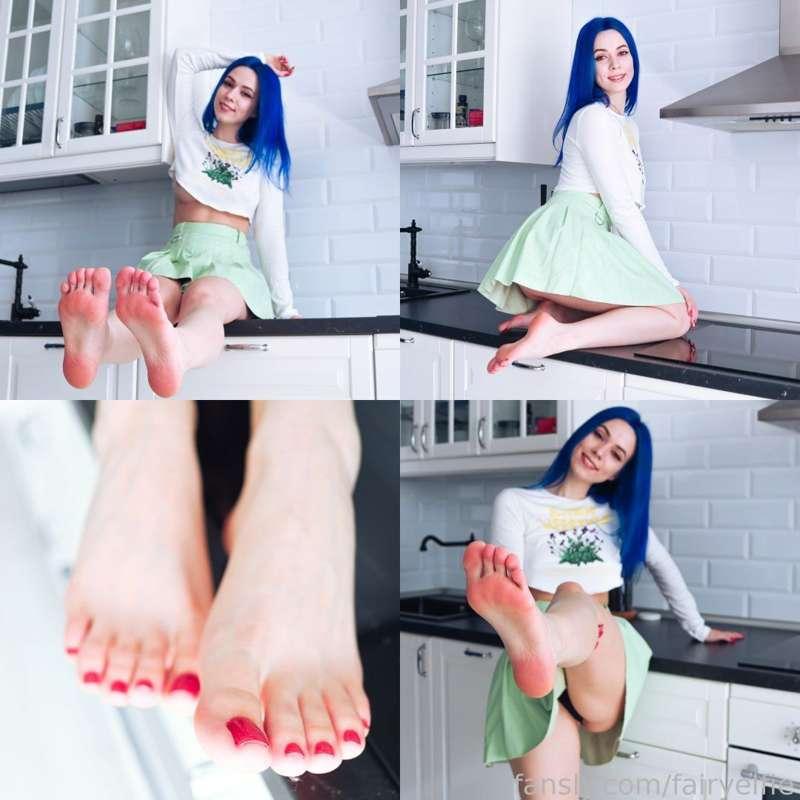 Full set available now &lt;3 


#soles #feet #footfetish #ass #lewd #barefeet #toes #cosplay #upskirt #maid
