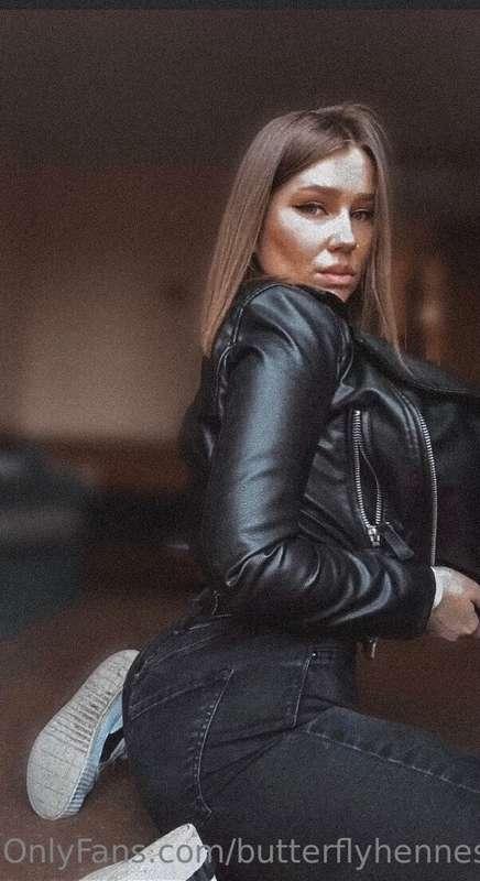 Random photo 🖤🦋