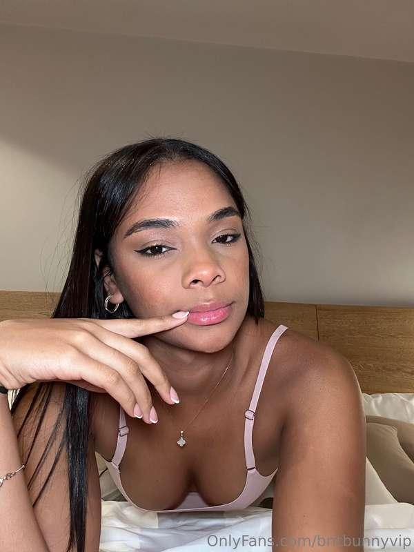 what’s the first thing you’d do if you were here? 😌