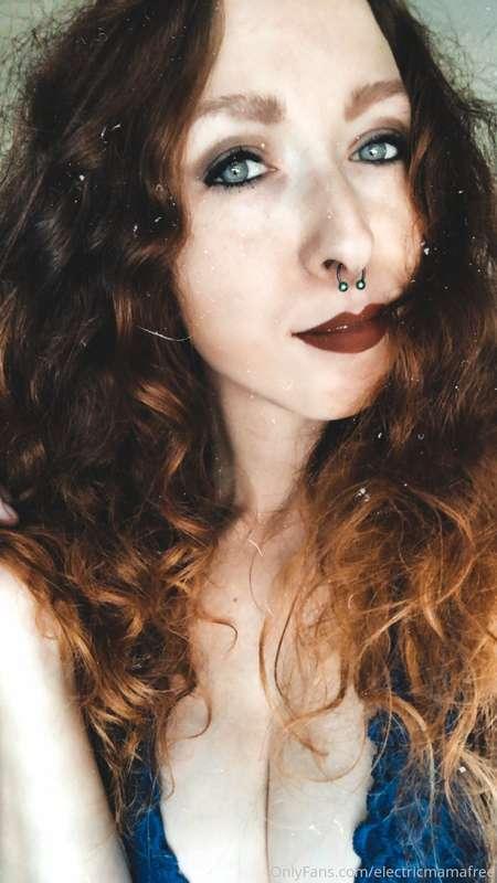 I love dark lipstick 💋😘