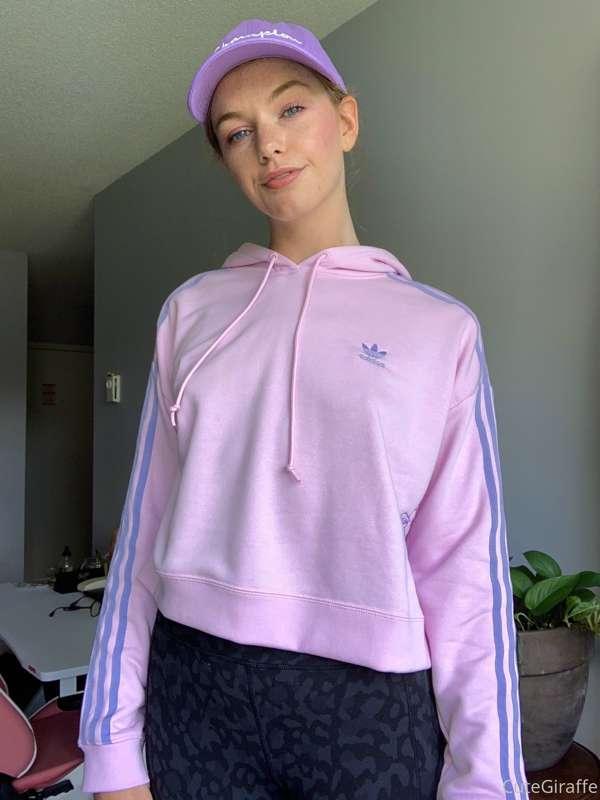 Chew me up I’m pretty sweet 🍬