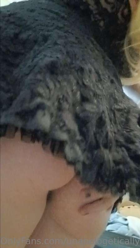 By request, upskirt video 🤫 
Take a peek up my dress while I..