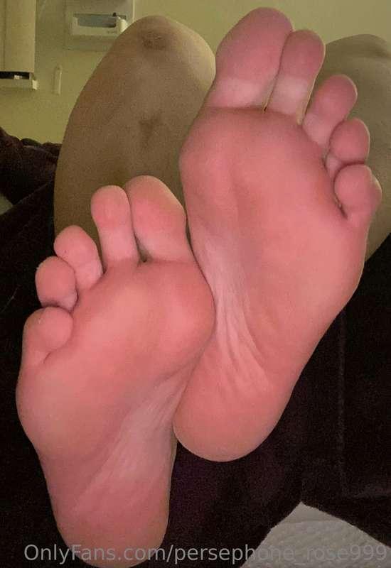 Fresh, wrinkled, soles, and toes right out of the shower. No..