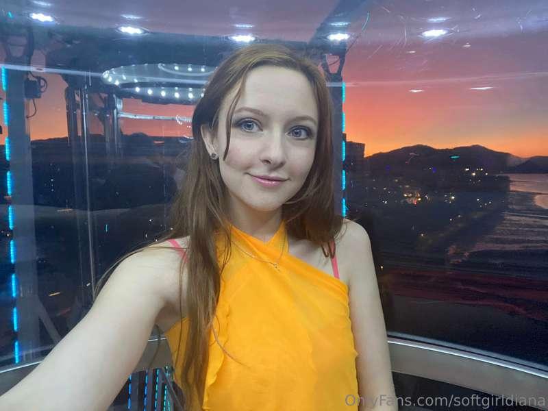 Just a few SFW selfies from our time in Cairns 💛