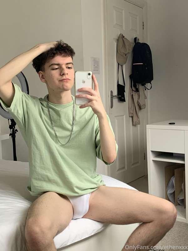 get your face in my bulge 😏