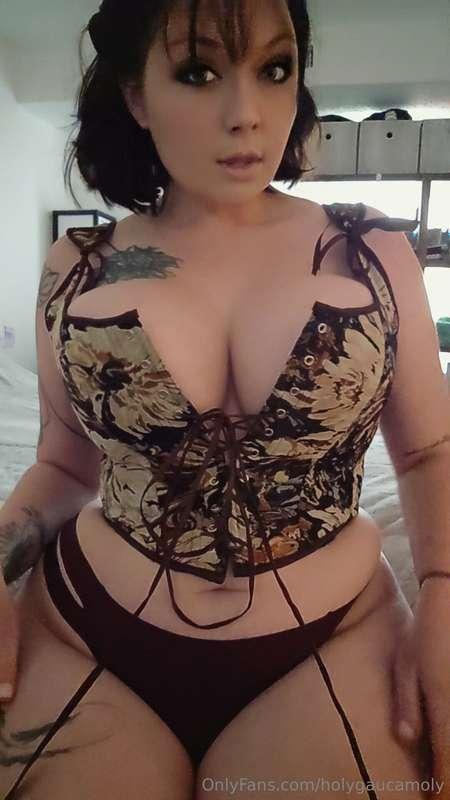 I looove the feeling of your cum just dripping all over me, ..