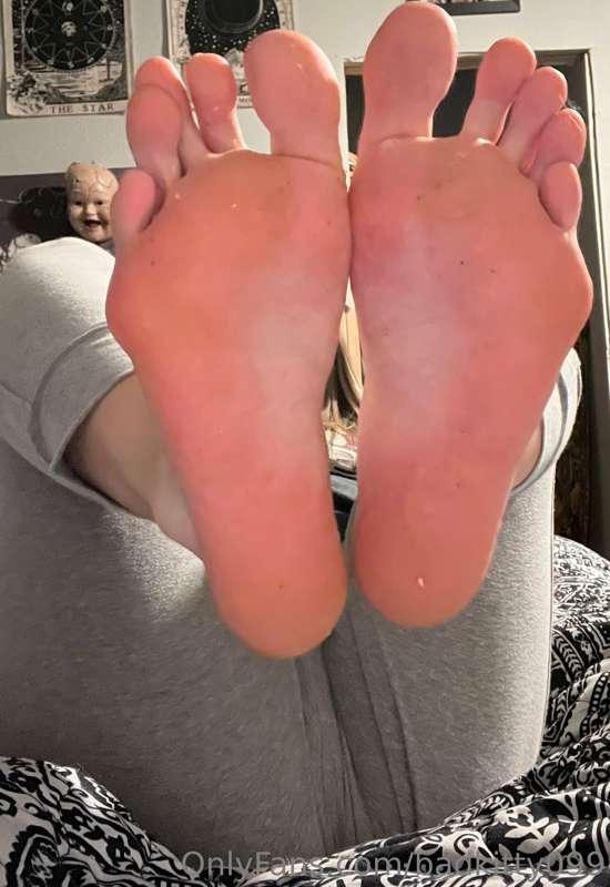 Big dirty size 11 soles 👅