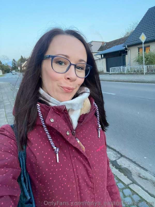 Bei dem schönen Wetter heute mal zu Fuß einkaufen 🥰 dann kan..