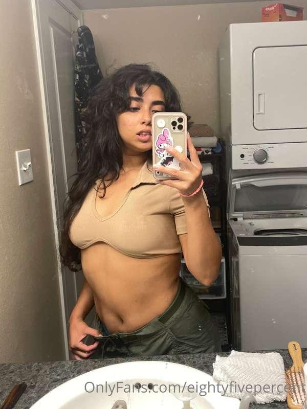 Goodmorning just wanted to show you how sexy I look in this ..