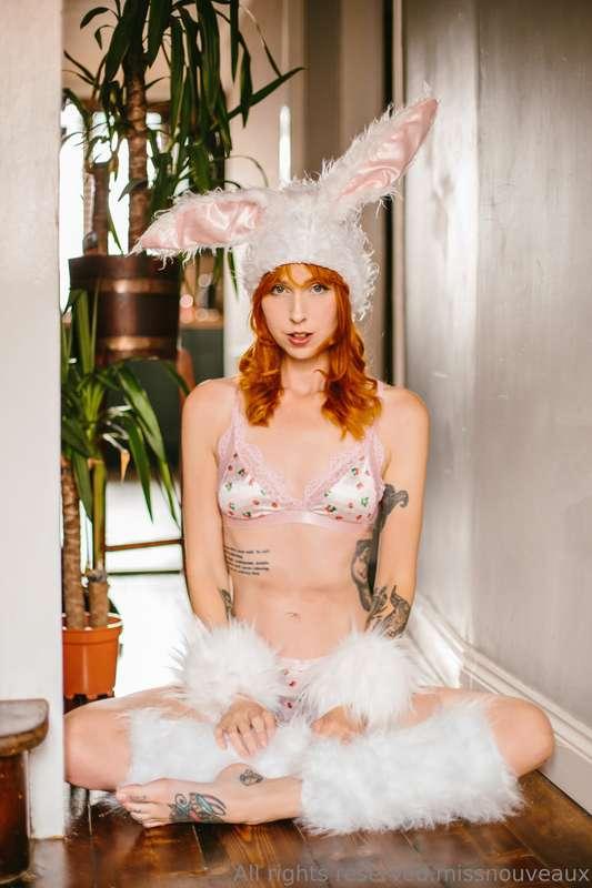 This months strip down photoset (photographed by @mrtwitchet..