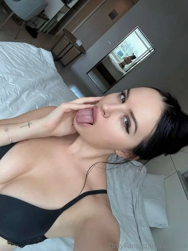 Wanna taste ? 👅💦