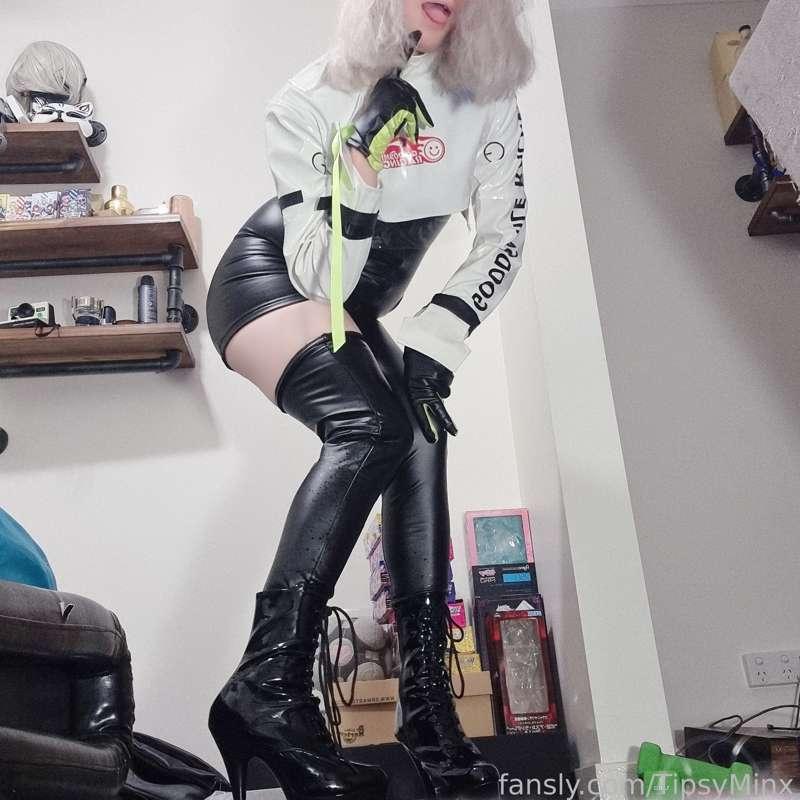 tipsyminx image #15