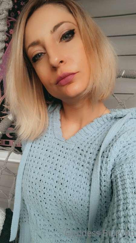 blueyedgoddessfindom image #0