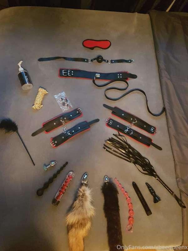 Just a few things to start off the collection. 🖤