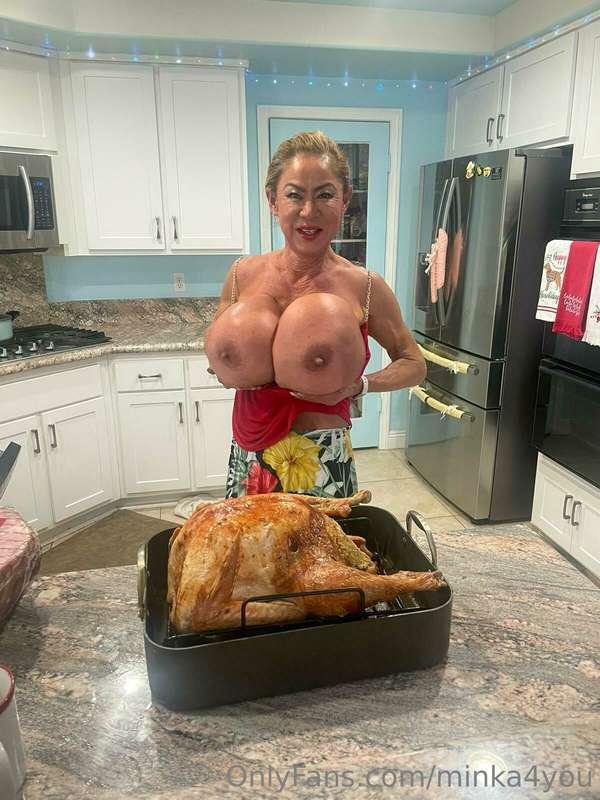 Hello Good morning everyone 😘 Here was from Thanksgiving!