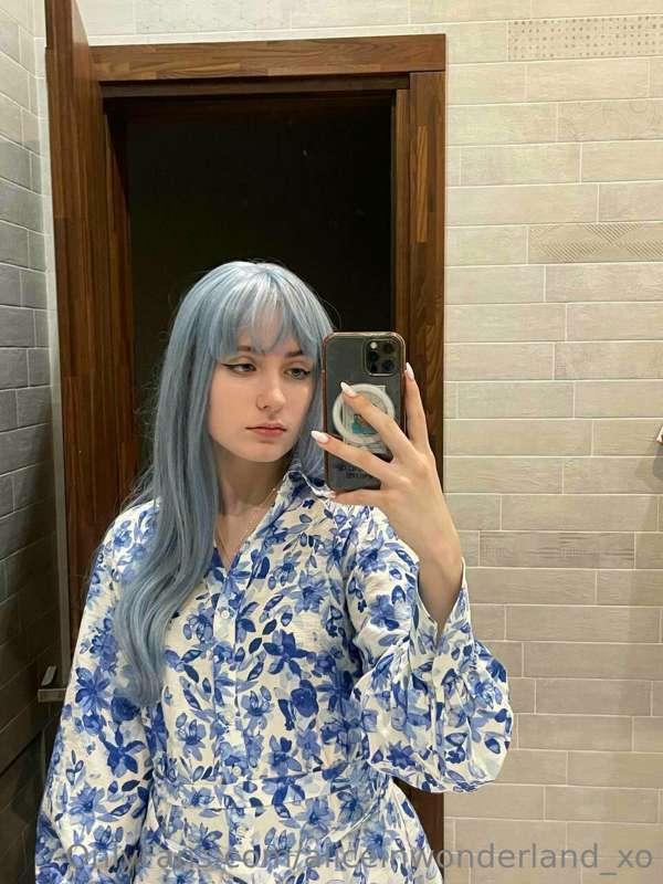I've always been a fan of blue. This shade conveys a gentle,..