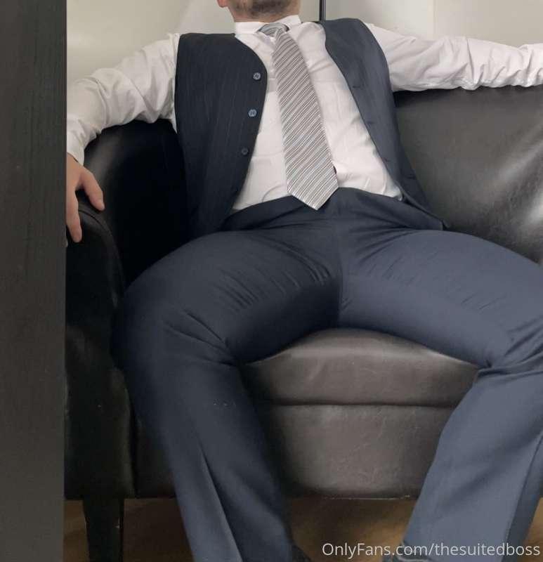 thesuitedboss image #3