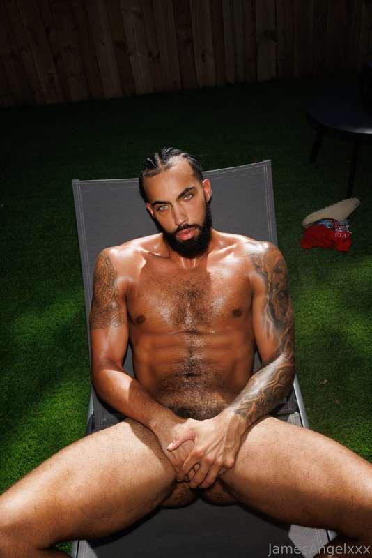 ***Join me LIVE TONIGHT at 9:30pm EST*** 😜 Ready to see me s..
