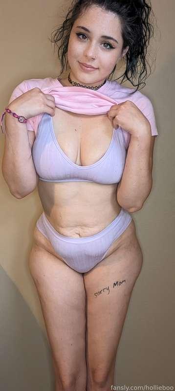 hollieboo image #2