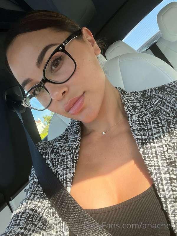 ***Boss lady or secretary?*** 😈 *Roleplay that is... lol!*