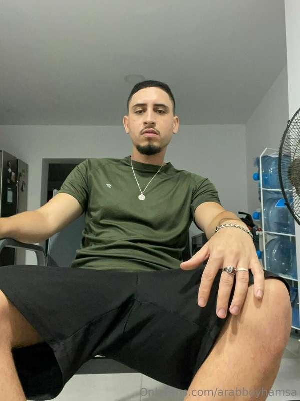 I want to see how many comments and likes 😊
