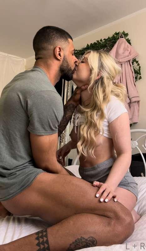 SWIPE FOR PREVIEW • 😵🥶

TIP $10 FOR FULL VID 

Did you see m..