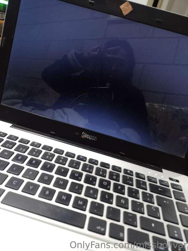 babe my computer decided to say goodbye 😭😭. I need your help..