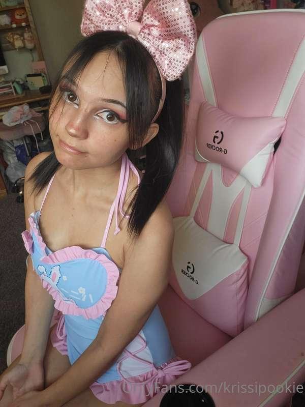 ***Cute Little Photoset***
Surprise (˵ •̀ ᴗ - ˵ ) ✧ 
A new p..
