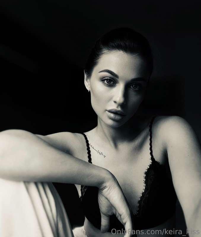 look me in the eyes and tell me what you're thinking about 🩶