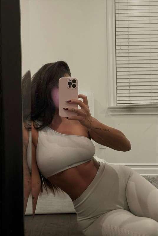 dariahadipour main image