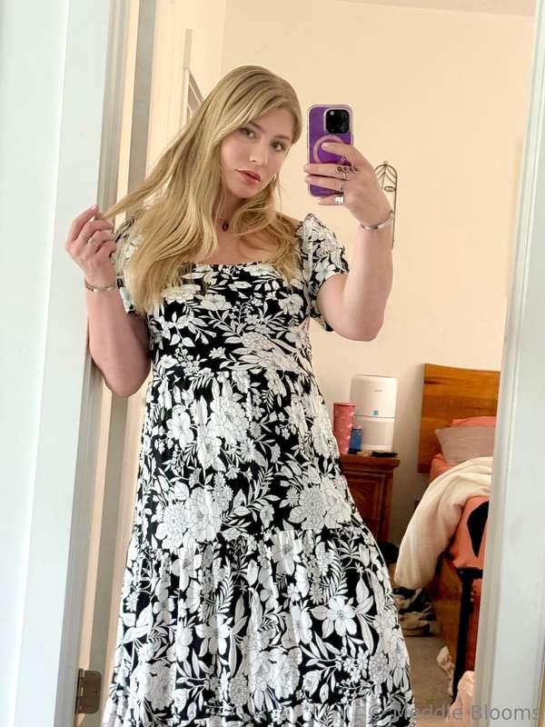 Tonight’s outfit. And meet my new chastity cage!! 