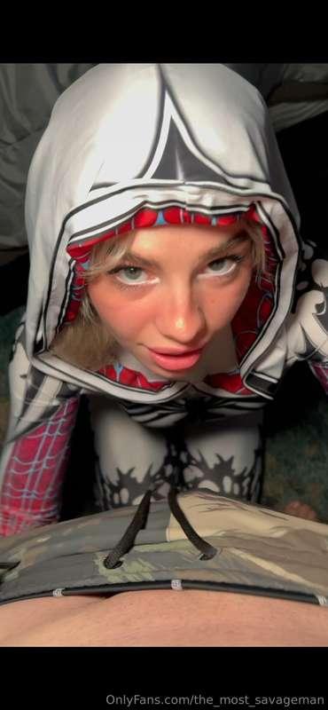 Spider Gwen gets fucked by this fat cock!! Any guesses on wh..