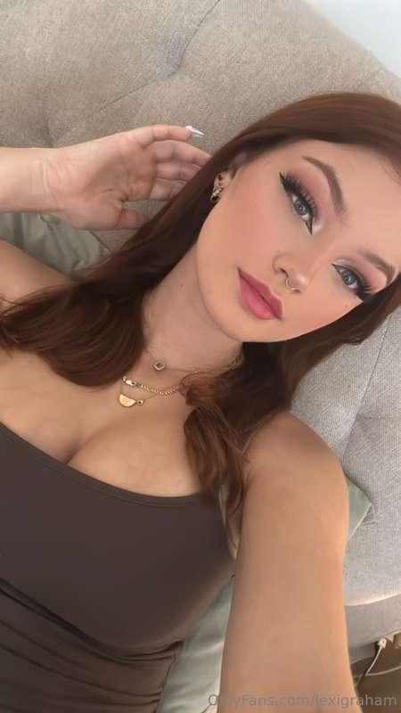 Keep me company this weekend? 💋