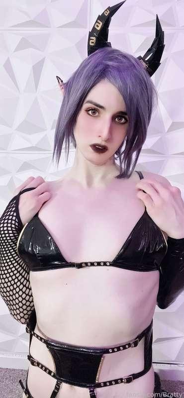 brattysuccuboi image #7