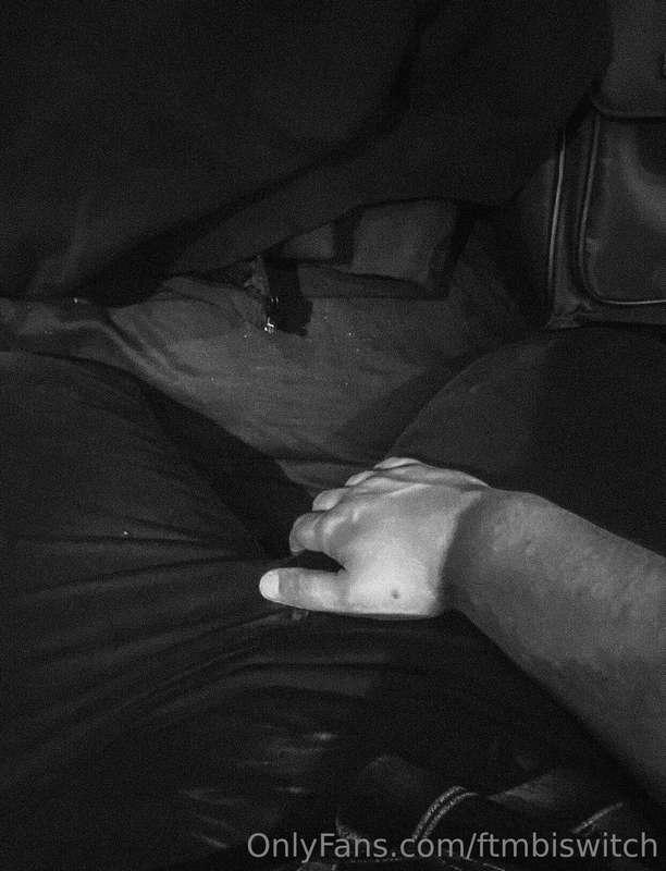 Men on their knees right ?