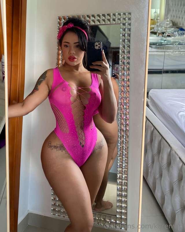¿Te calenté con este cuerpazo? 🍑 Pues imagina lo que haría s..