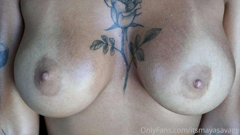 Who wants to nut on my titties?