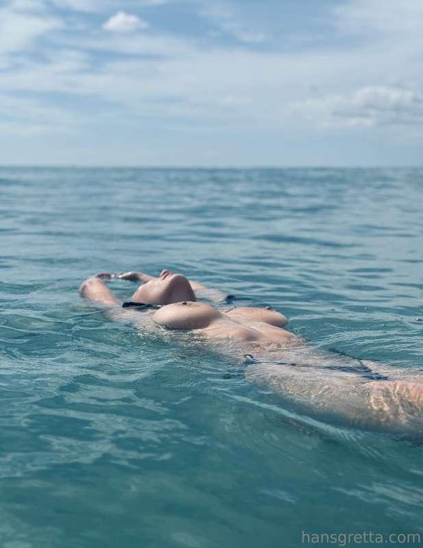 Have you seen a real mermaid?💙