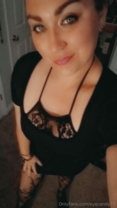 Me just being me!! Hope you like the view.. just a friendly ..