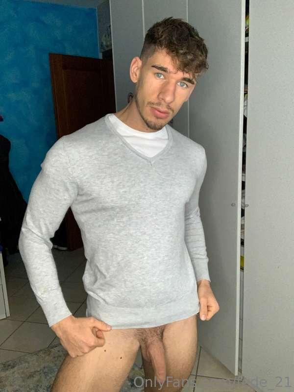 Buon week-end fanciulli🤍💙