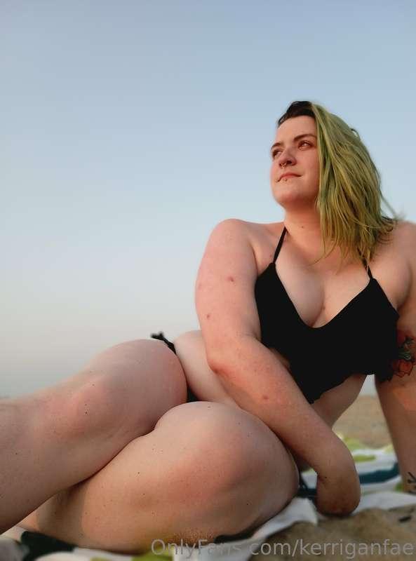 First beach trip this year! The water was painfully cold sti..