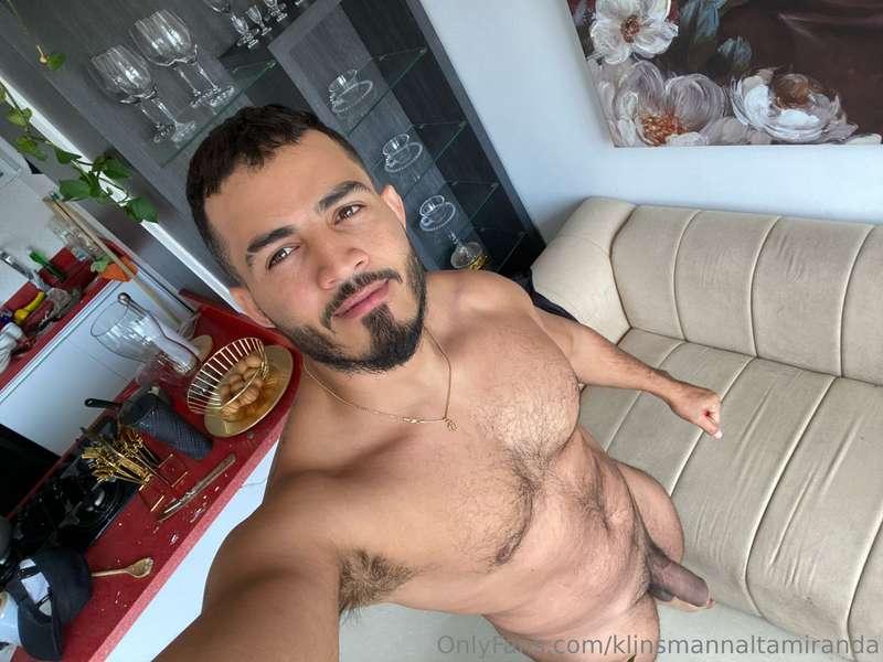 Good and warm days! Look how I woke up 😈🔥🍆.Do you like to se..
