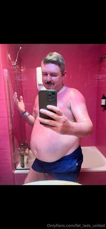 Roast pork anyone?! 🐖 😆 I was dumb enough to get totally sun..