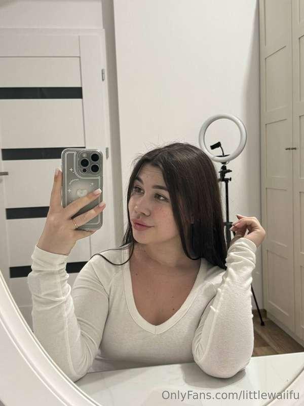 littlewaiifu main image